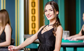 Hình ảnh nhân viên hỗ trợ khách hàng của rongho99 casino sẵn sàng giải đáp thắc mắc về chính sách cookie